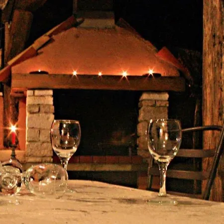 Rural Istrian Katarina On Relaxing Location Nyaraló Martinski